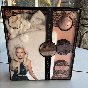 Paris Hilton Bath Soak & Bubbles Set - White and Black